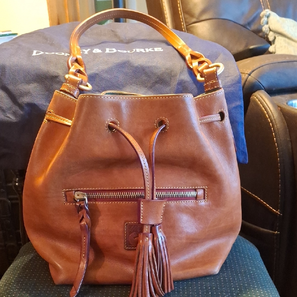Dooney & Bourke Tan Leather Shoulder Bag
